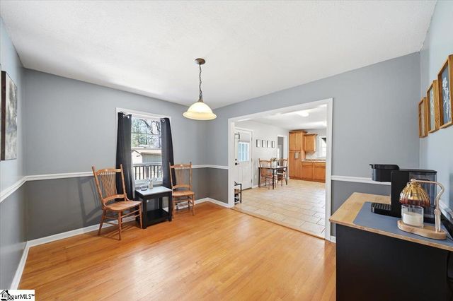 219 Seven Oaks Lane, Spartanburg, SC 29301