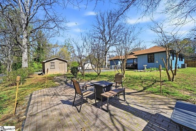 219 Seven Oaks Lane, Spartanburg, SC 29301