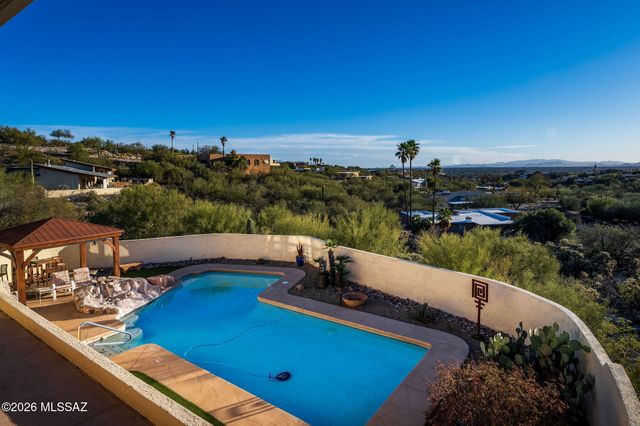 5738 E Camino Del Celador, Tucson, AZ 85750