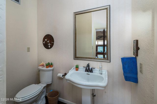 5738 E Camino Del Celador, Tucson, AZ 85750