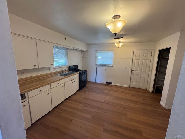 4015 Hess Avenue, Saginaw, MI 48601