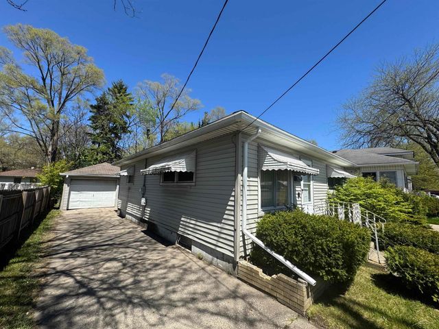 4015 Hess Avenue, Saginaw, MI 48601