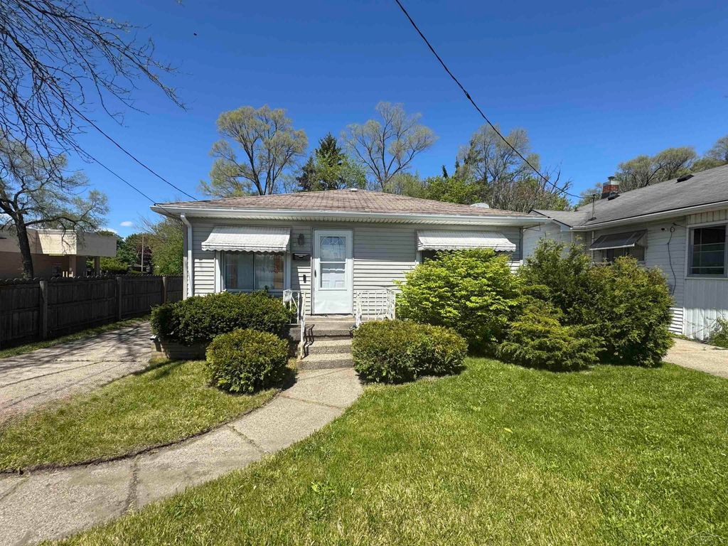 4015 Hess Avenue, Saginaw, MI 48601
