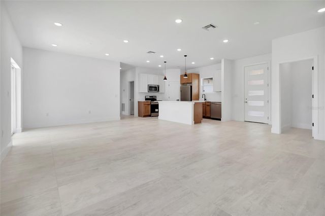 6168 SW 154TH STREET, Ocala, FL 34473