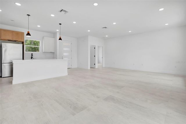 6168 SW 154TH STREET, Ocala, FL 34473