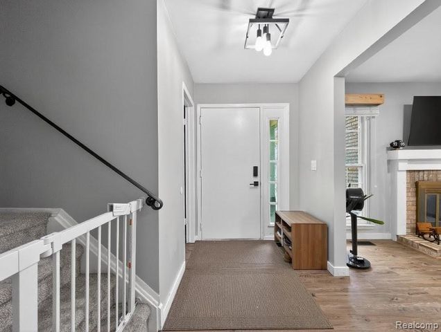 20830 W Glen Haven Circle, Novi, MI 48167