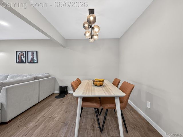 20830 W Glen Haven Circle, Novi, MI 48167