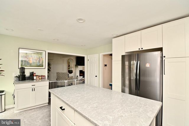 6431 FOREST RD, Landover, MD 20785