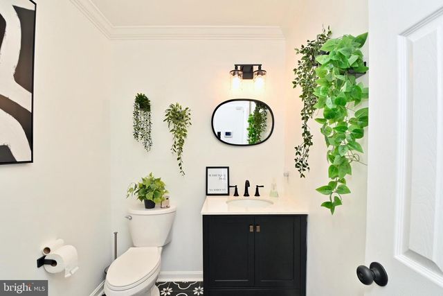 6431 FOREST RD, Landover, MD 20785