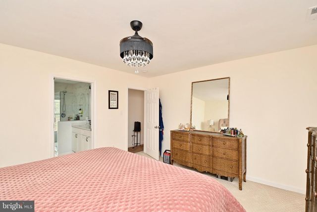 6431 FOREST RD, Landover, MD 20785