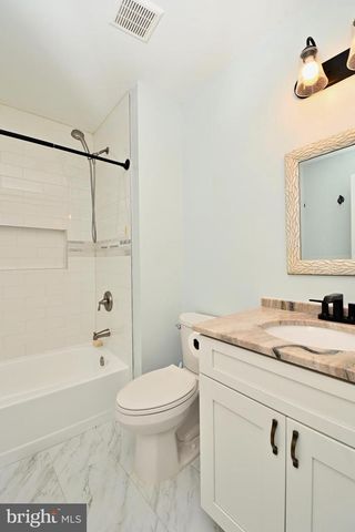 6431 FOREST RD, Landover, MD 20785