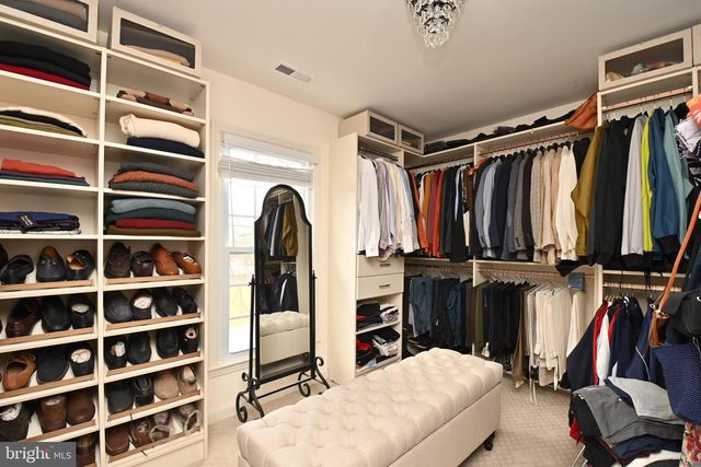 6431 FOREST RD, Landover, MD 20785