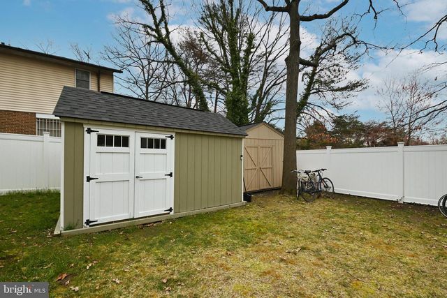 6431 FOREST RD, Landover, MD 20785