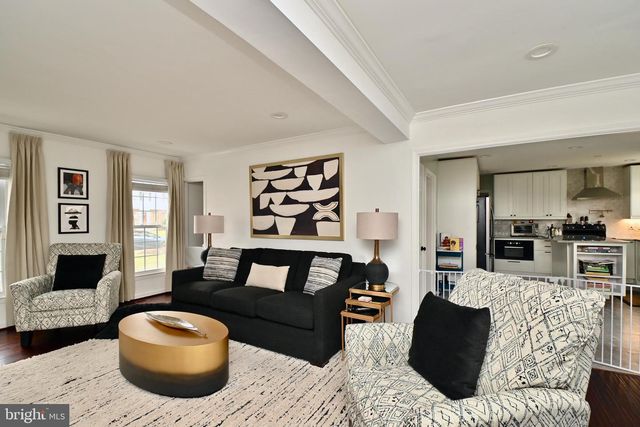 6431 FOREST RD, Landover, MD 20785