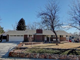 986 S Cole Dr, Lakewood, CO 80228