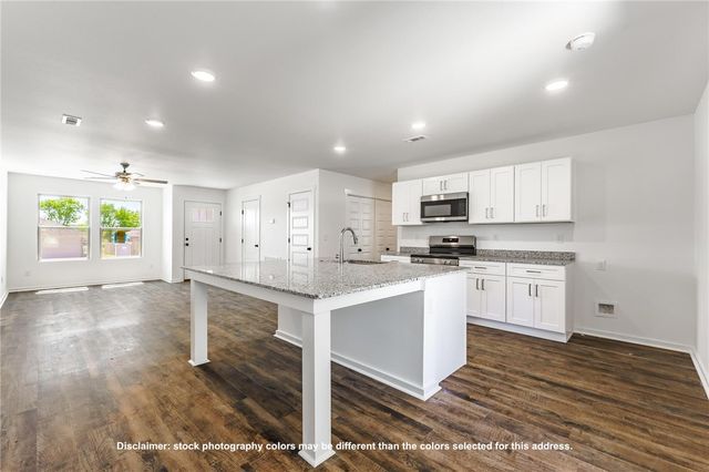 1712 Goldthorp Street, Pea Ridge, AR 72751