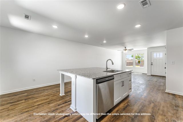 1712 Goldthorp Street, Pea Ridge, AR 72751