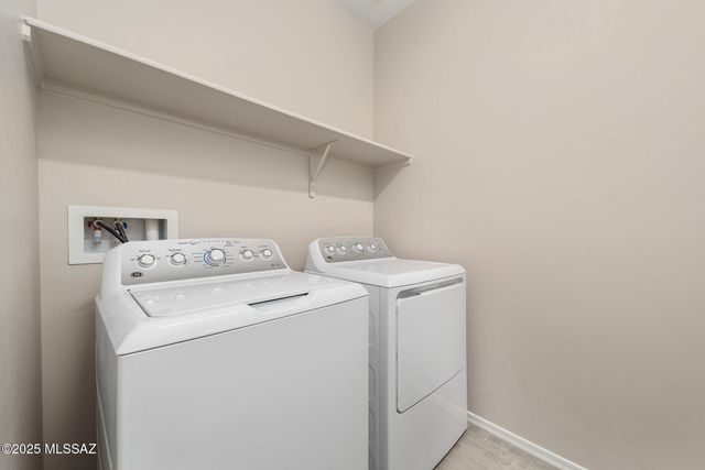 10190 S Rolling Water Drive, Vail, AZ 85641