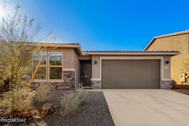 10190 S Rolling Water Drive, Vail, AZ 85641