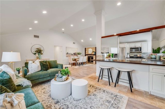 769 W Wilson, Costa Mesa, CA 92627