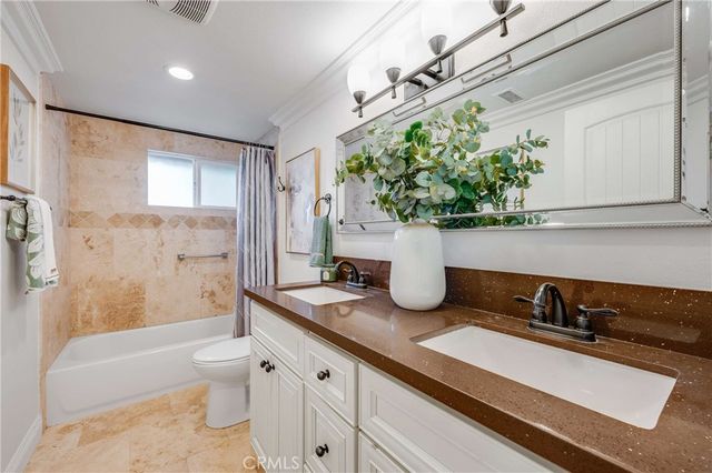 769 W Wilson, Costa Mesa, CA 92627