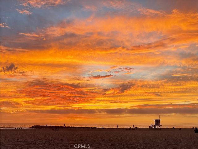 769 W Wilson, Costa Mesa, CA 92627