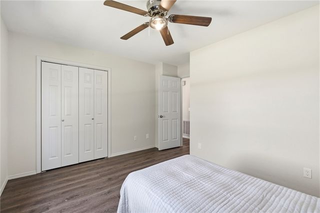 800 SW 3rd Avenue, Gravette, AR 72736