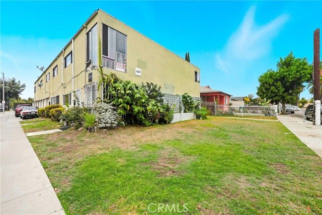 11251 State, Lynwood, CA 90262