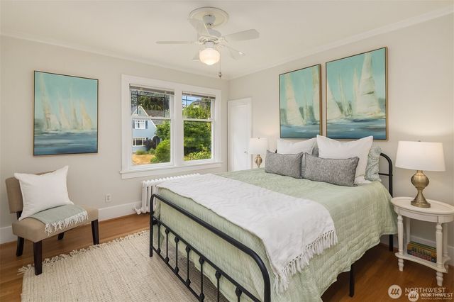 3832 48th Avenue NE, Seattle, WA 98105