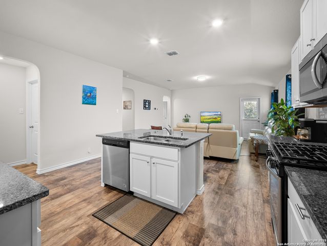 5022 Dancing Gopher, San Antonio, TX 78261