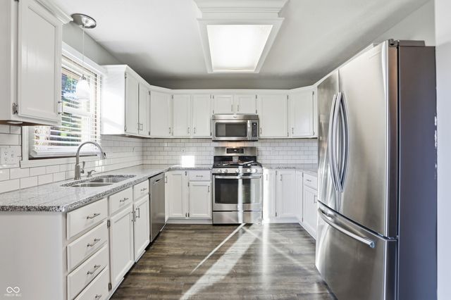 5253 Tracey Jo Road, Greenwood, IN 46142