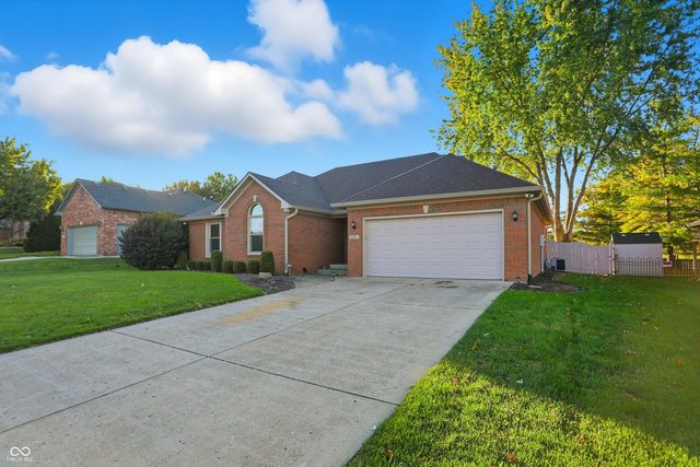 5253 Tracey Jo Road, Greenwood, IN 46142