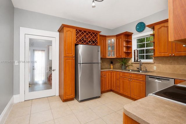 452 SW 26th Road, Miami, FL 33129