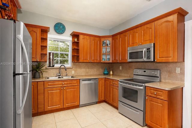 452 SW 26th Road, Miami, FL 33129