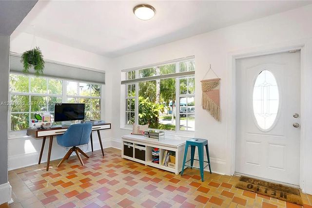 452 SW 26th Road, Miami, FL 33129