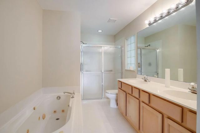 13284 Majestic Pine Court, Delray Beach, FL 33484