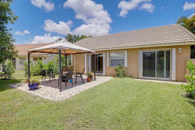13284 Majestic Pine Court, Delray Beach, FL 33484