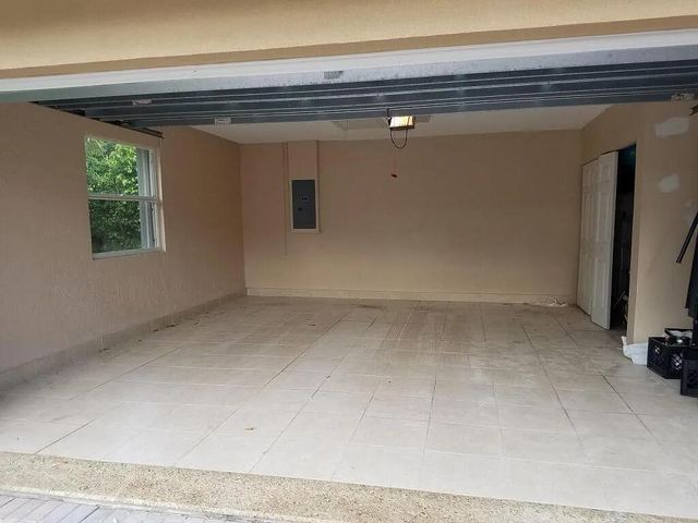 13284 Majestic Pine Court, Delray Beach, FL 33484