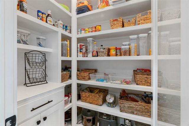 41111 Community Road, Magnolia, TX 77354