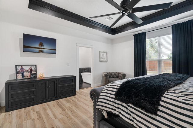 41111 Community Road, Magnolia, TX 77354