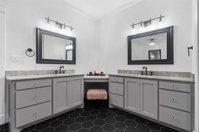 41111 Community Road, Magnolia, TX 77354