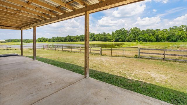 41111 Community Road, Magnolia, TX 77354