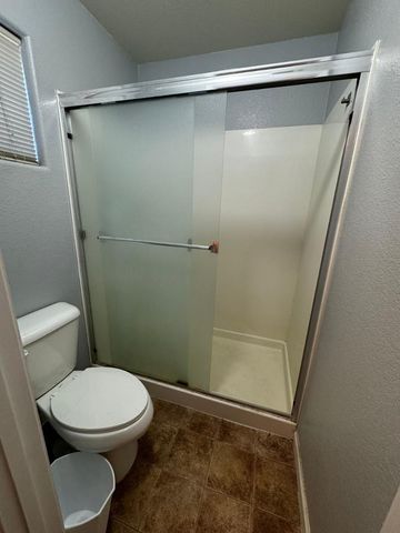 2420 W Cordia Lane, Phoenix, AZ 85085