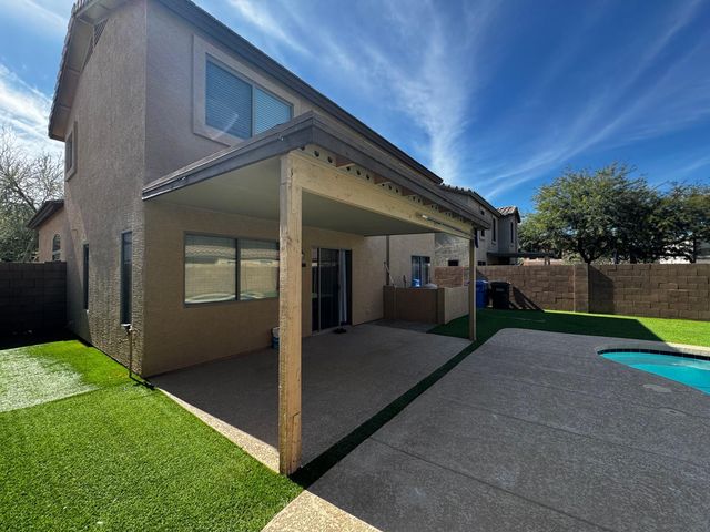 2420 W Cordia Lane, Phoenix, AZ 85085