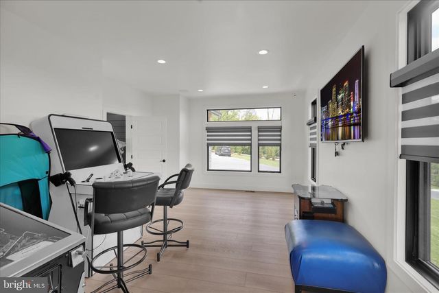 1064 RICK RD, Reading, PA 19605