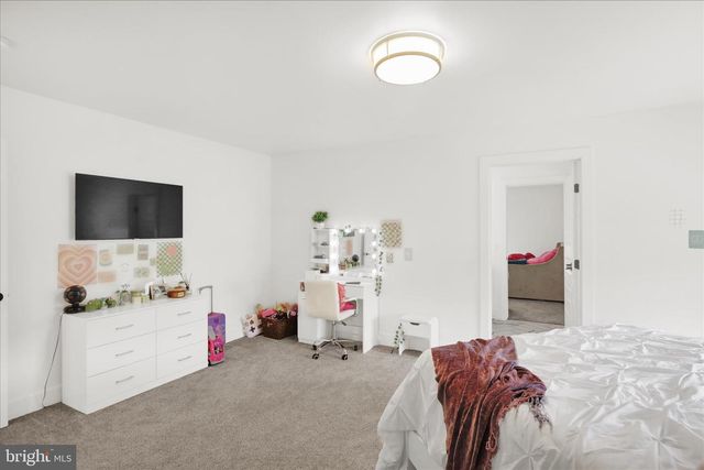 1064 RICK RD, Reading, PA 19605