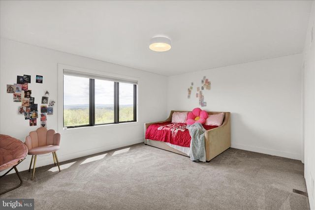 1064 RICK RD, Reading, PA 19605