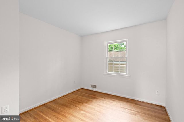 1212 CROTON DR, Alexandria, VA 22308