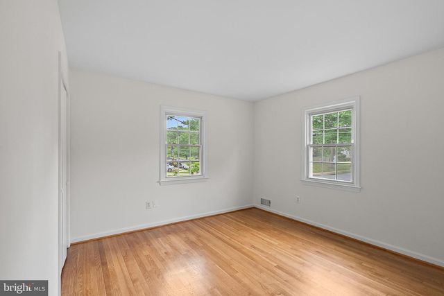 1212 CROTON DR, Alexandria, VA 22308