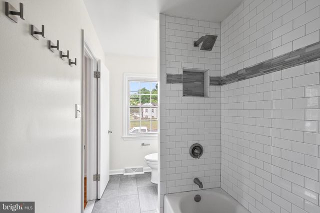 1212 CROTON DR, Alexandria, VA 22308
